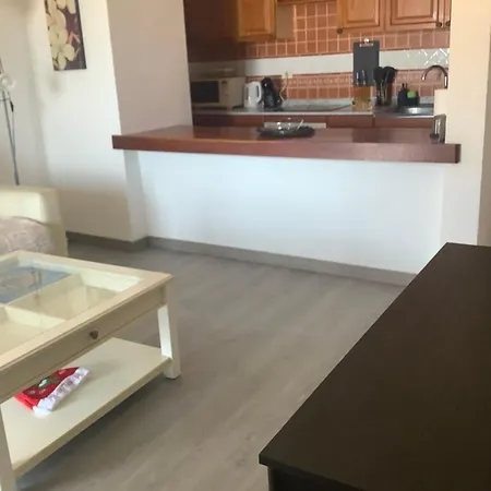 Overlooking Gigantes Apartman