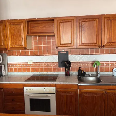 Overlooking Gigantes Apartman *