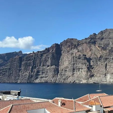 Apartman Overlooking Gigantes